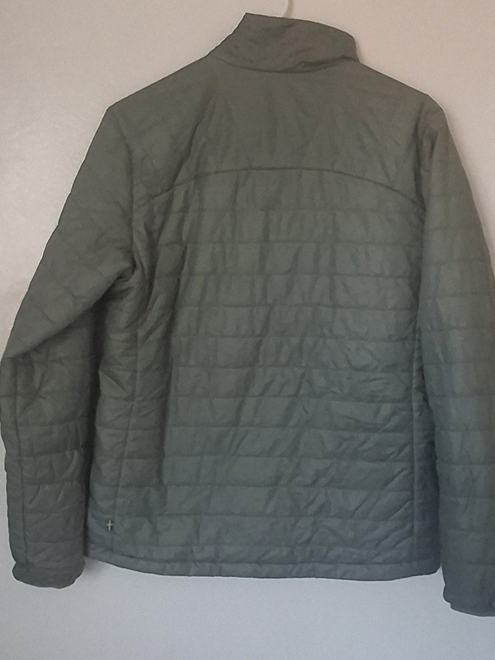 Women’s Quilted Lightweight Jacket in Sage Green - Fjällräven Style - Picture 2 of 4